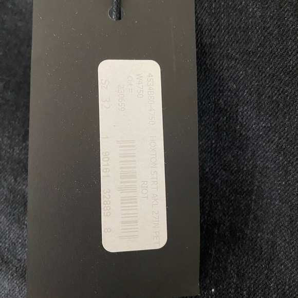 Paige Hoxton Straight Ankle Petite - Picture 9 of 9